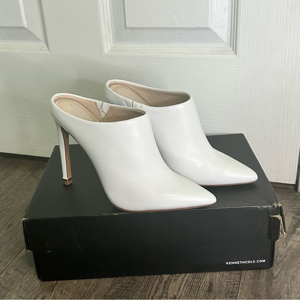 Kenneth Cole Elegant White Heeled Mules
